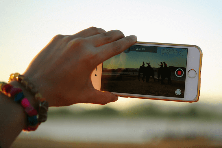 7 Ways Live Video Changes The Way People Consume Content