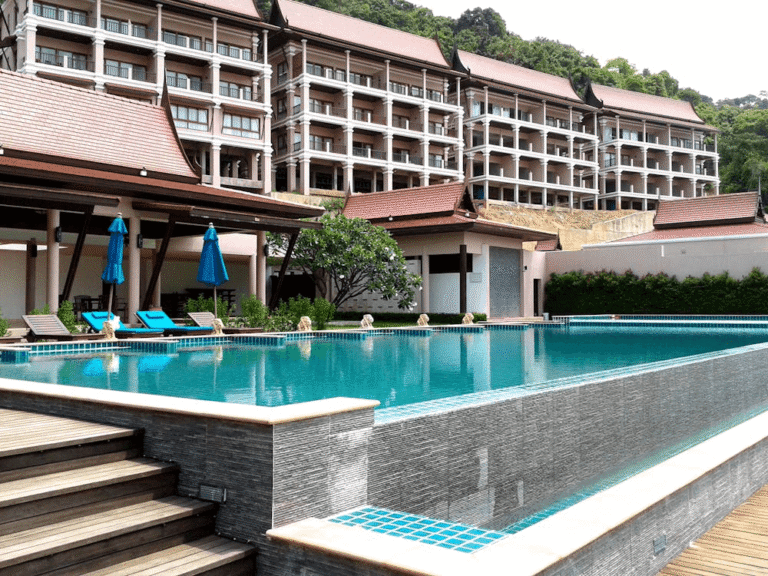 How Hotels and Resorts Can Use Geospatial AI Tools to Predict Guest Demand