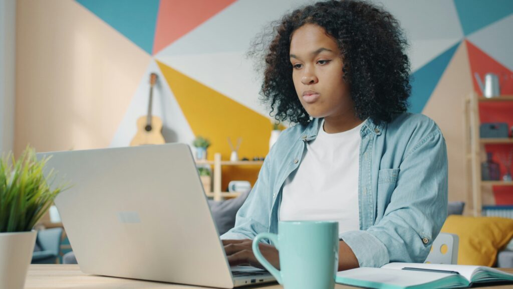 How Graduate Programs Prepare You for Leadership in Digital Marketing